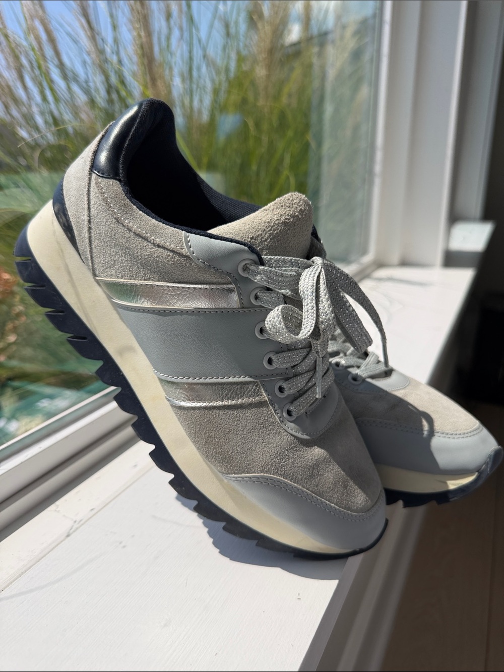 Men's Casual Grey Suede Runner Sneakers
